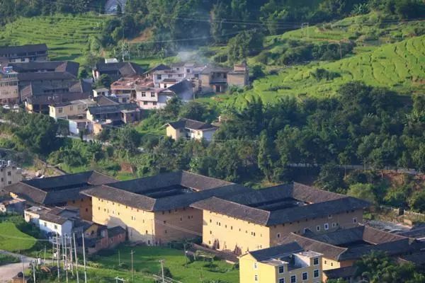 全国十大示范村名单,湖南100个农村特色示范村视频