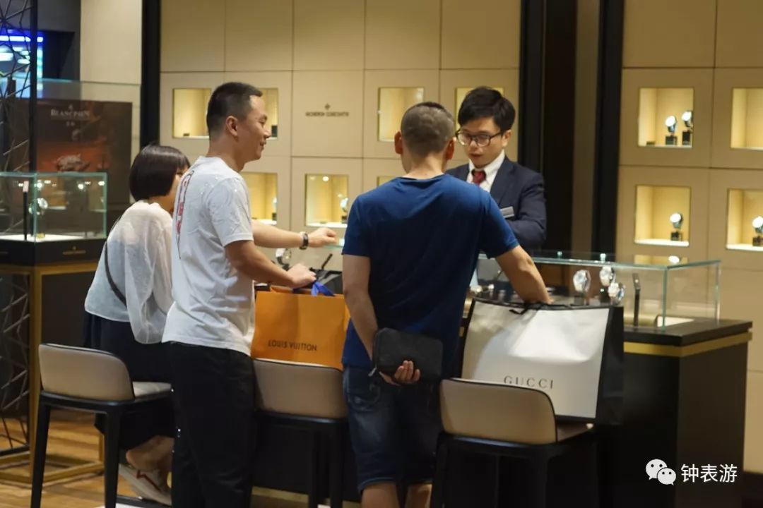 香港哪里买腕表便宜正品,香港卡地亚手表专卖店在哪