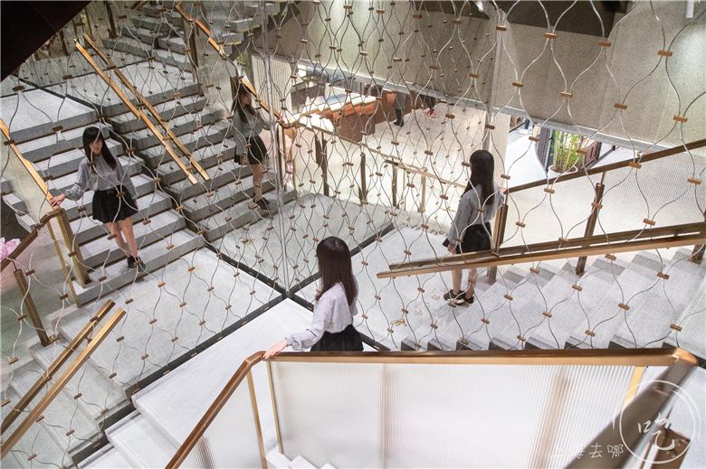 淮海中路新晋重量级地标!超大1600㎡,整整2层,下午茶都配管家!