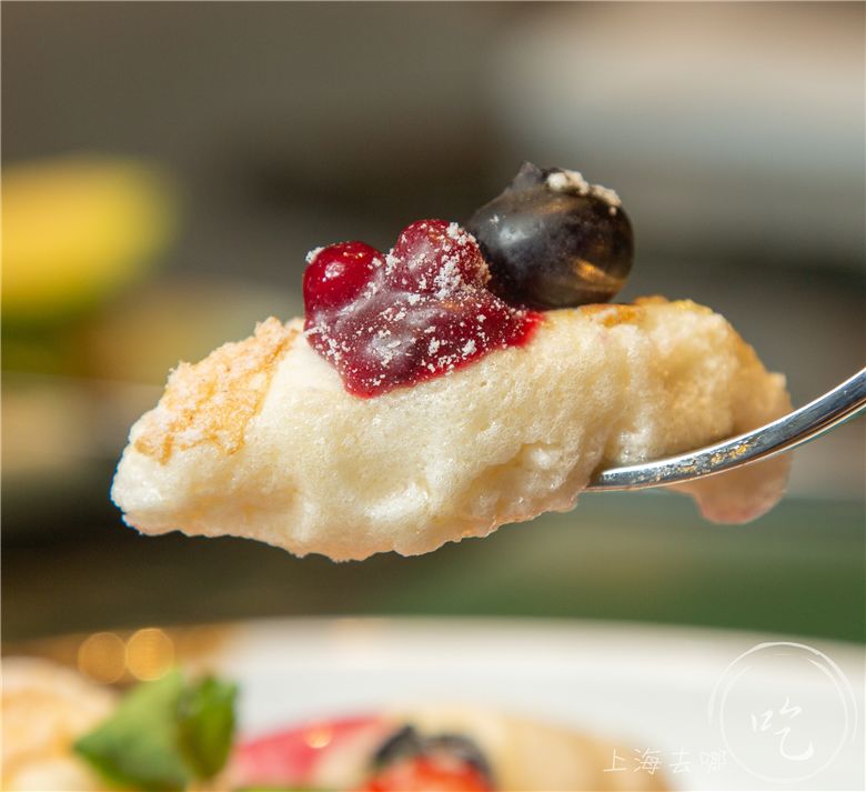 淮海中路新晋重量级地标!超大1600㎡,整整2层,下午茶都配管家!