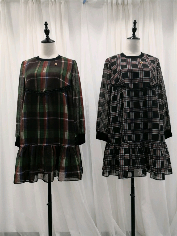 成都尾货衣服批发市场在哪里,成都品牌女装批发厂家直销