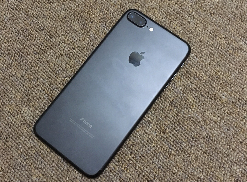 iphone7p值不值得入手,贪便宜一箱烂苹果