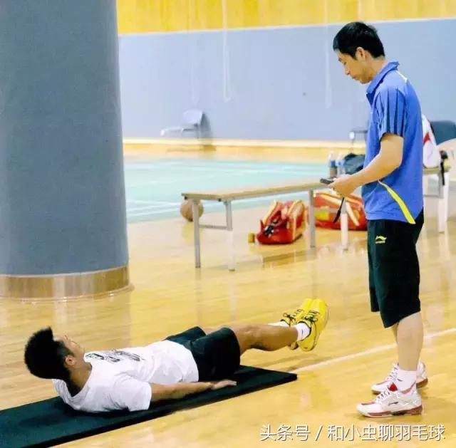 羽球高手用什么拍子,羽球必知干货
