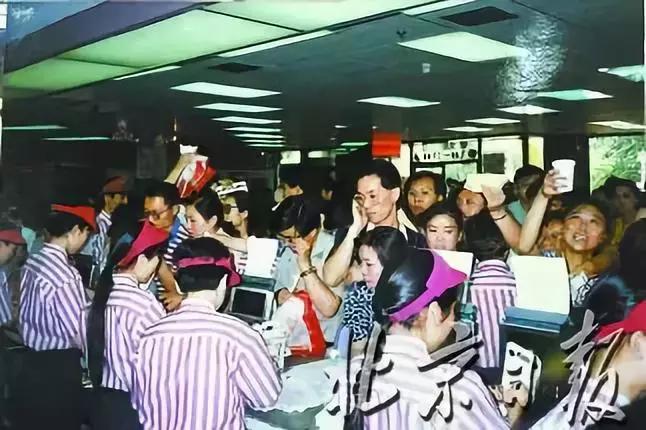 从“看客吃饭”到“舌尖上的全球”|我们的奋斗⑦