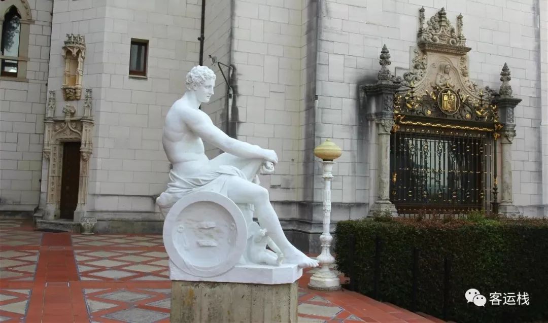 加州星期日,加州的周末