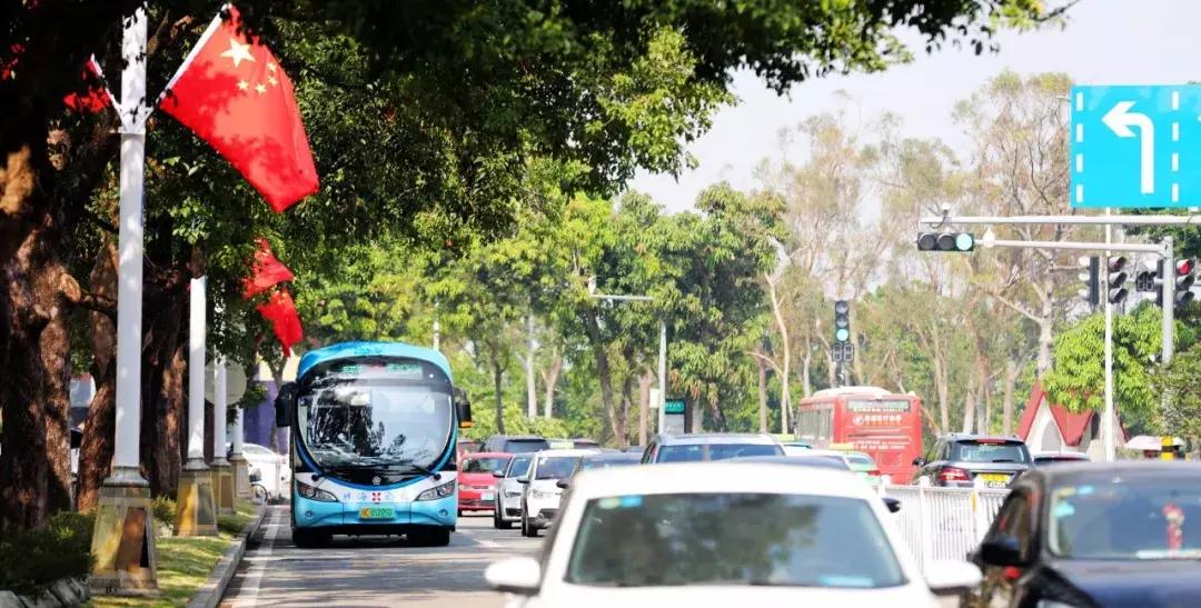 国庆珠海西部高速堵车,国庆珠海车流量