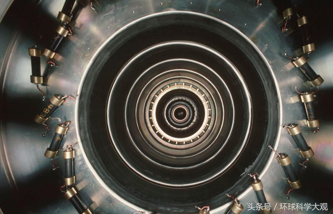 顶级科学家预言人类灾难,科学家警告地球灾难不可避免