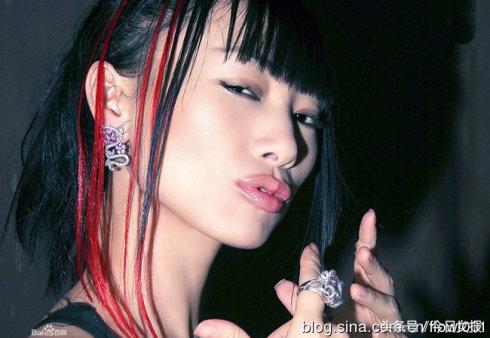 邓莎购物事件完整视频,邓莎去买东西被误认为是小偷