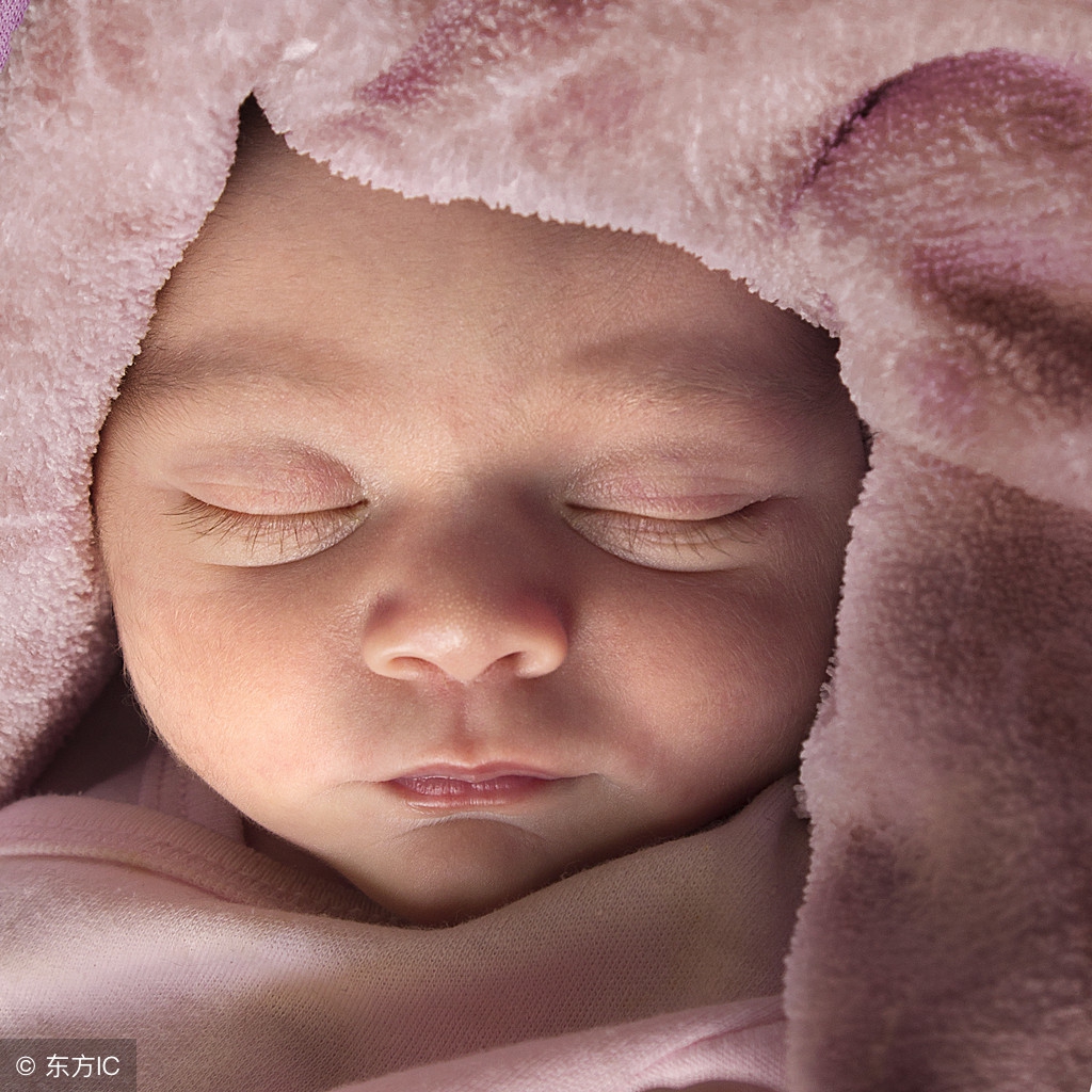 怀孕羊水污染是什么原因,怀孕期间羊水破了有什么影响