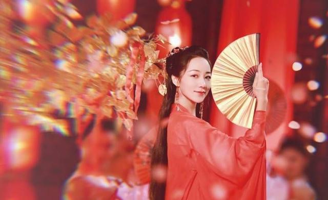 邓莎被误会偷东西霸气开怼，韩雪更厉害，单挑移动和携程两大公司