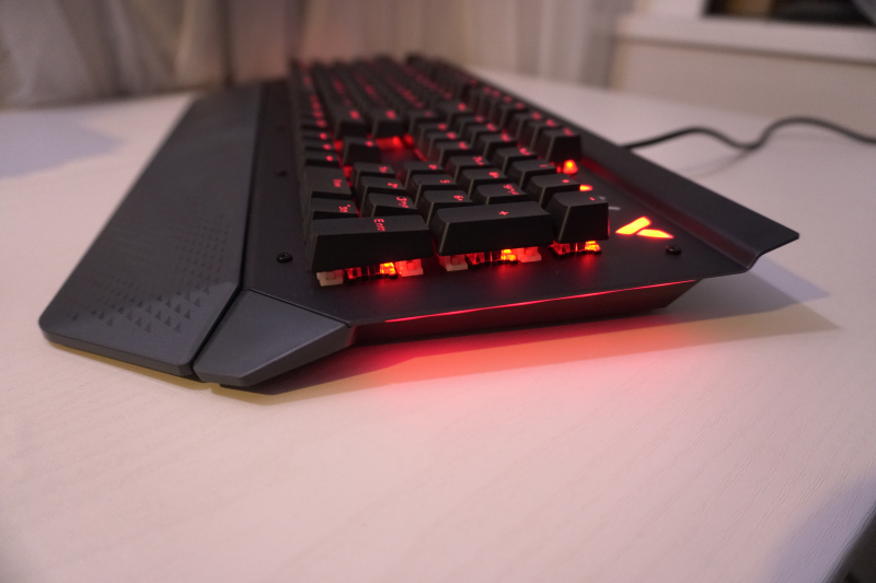 雷柏v780防水机械键盘,雷柏V580防水背光游戏机械键盘