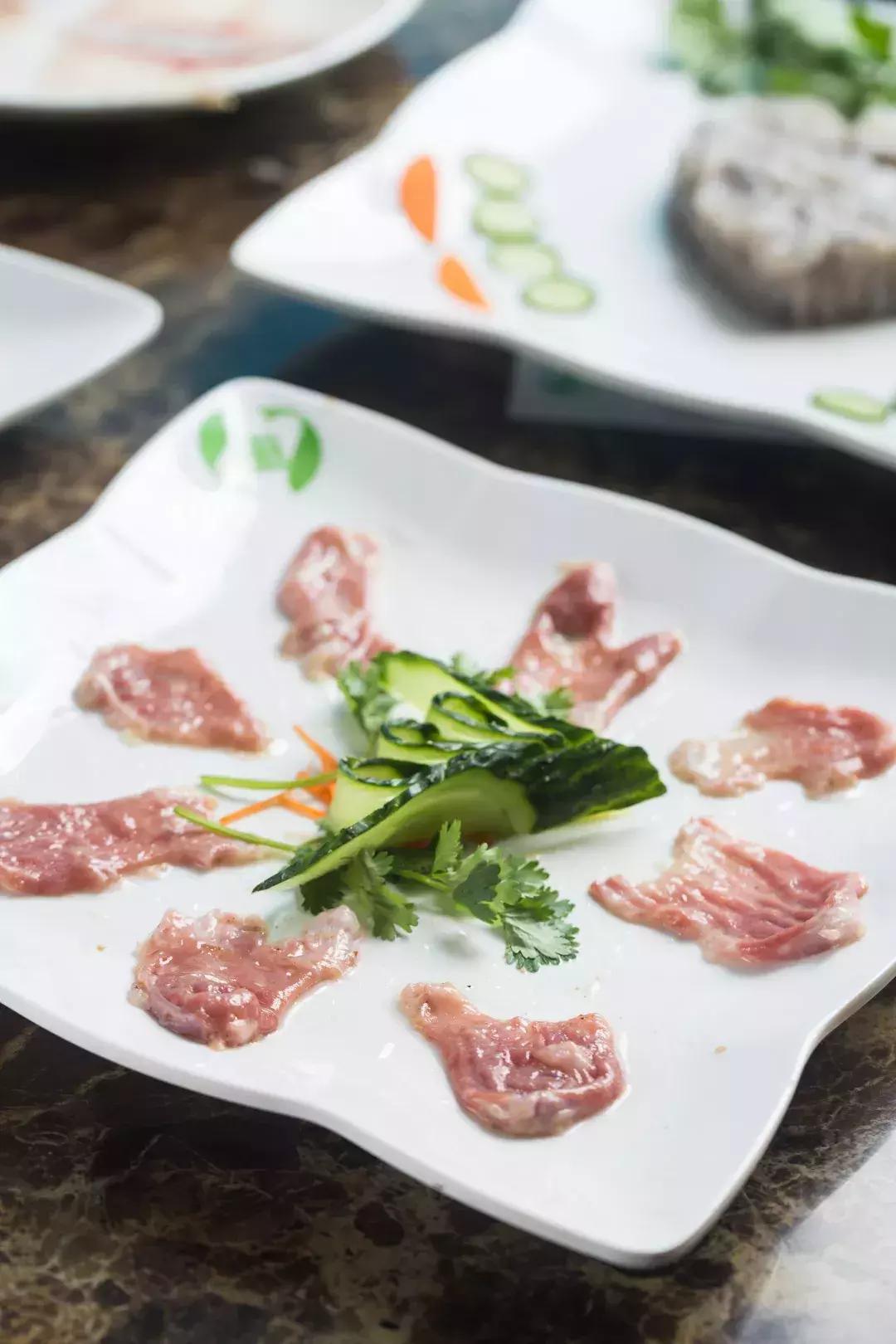 回头客最爱给“差评”的金牌老店，专卖薄过“冈本001”的……