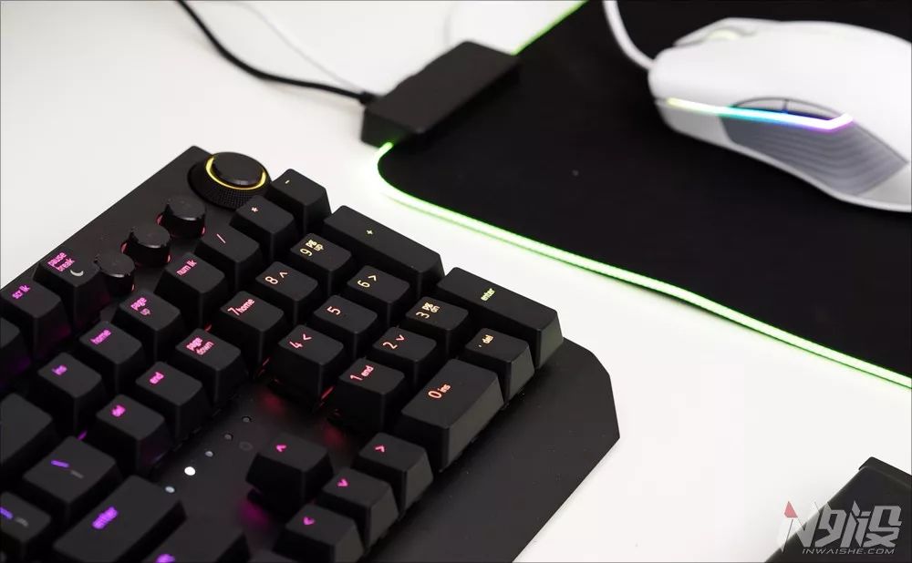 黑寡妇键盘是哪个国家的,黑寡妇属于量产键盘吗