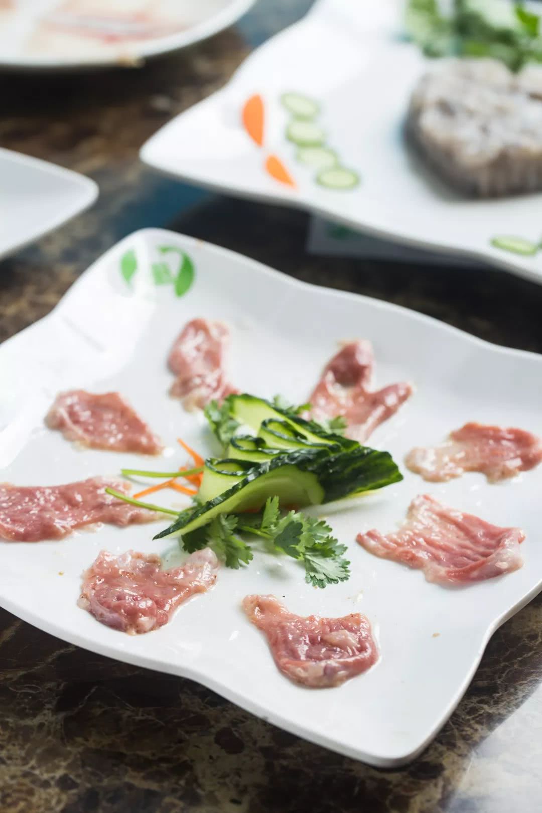 回头客最爱给“差评”的金牌老店，专卖薄过“冈本001”的……