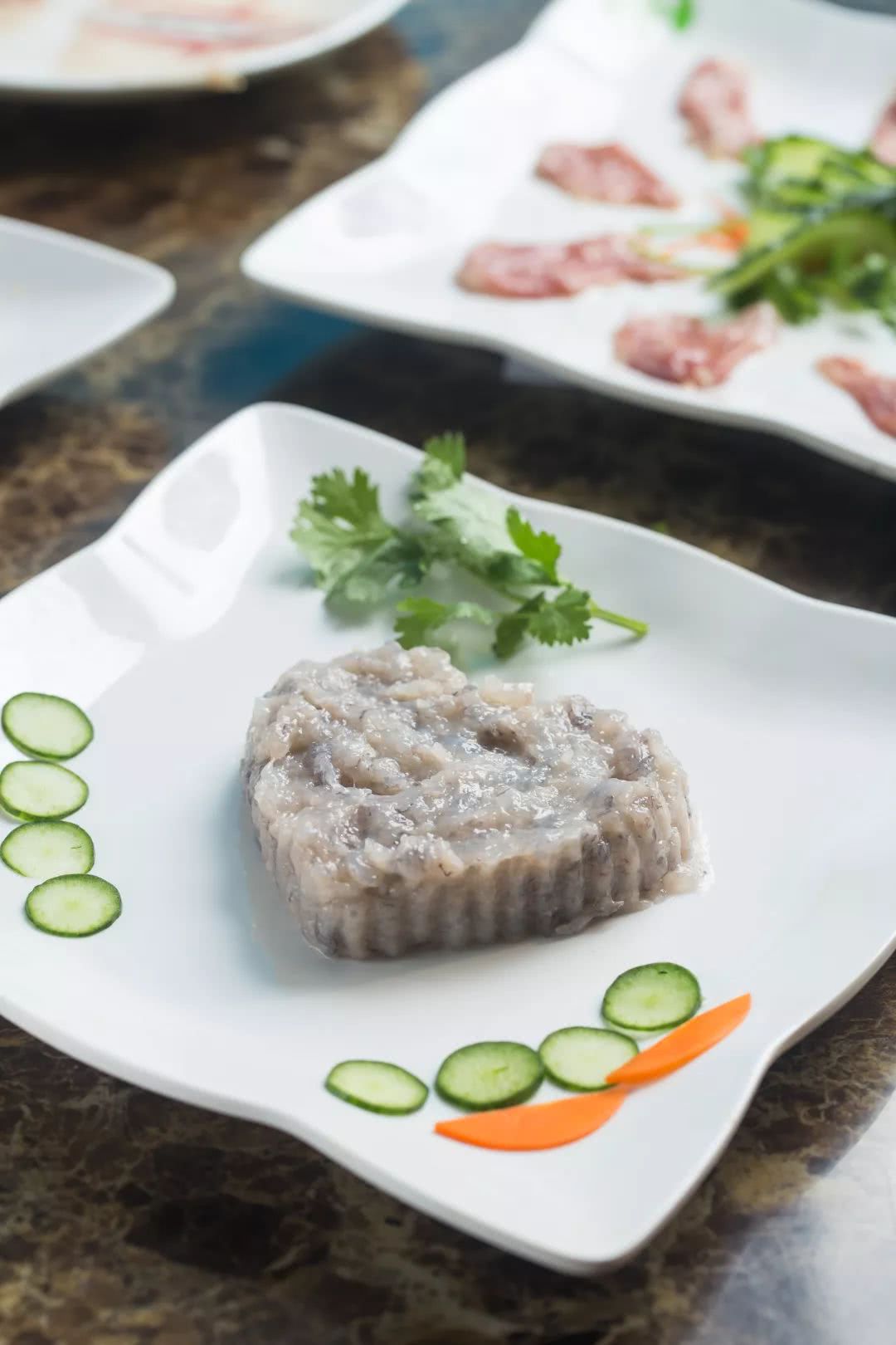 回头客最爱给“差评”的金牌老店，专卖薄过“冈本001”的……