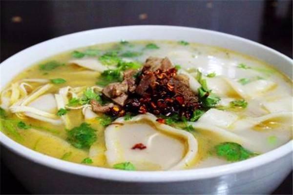 郑州哪家烩面吃着最带劲，医学院“杀人”烩面背后隐藏什么故事？