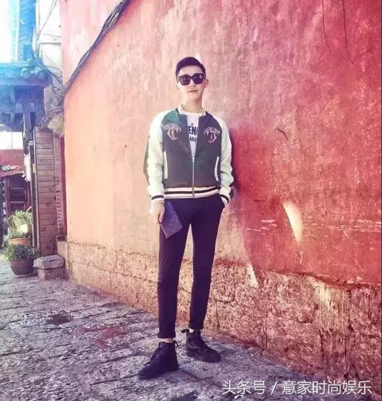 采访别人一身衣服多少钱,采访男生一身穿搭几十万