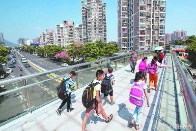 鑾嗙敯鏄竴搴х編涓界殑鍩庡競,绂忓缓鏃ユ姤璇勪环鑾嗙敯