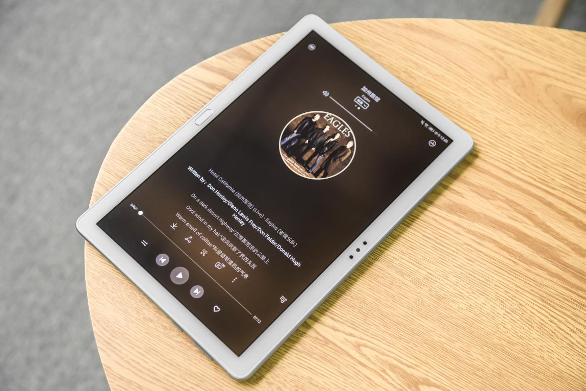 荣耀平板5光感,荣耀平板5和荣耀影音平板