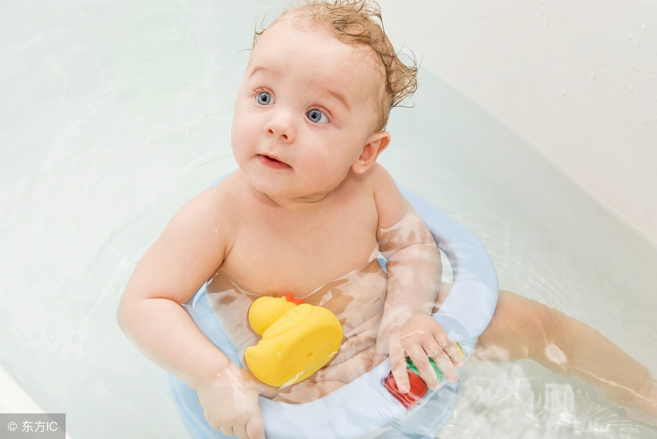 孩子遇到尴尬的事件怎么办,孩子看到父母尴尬的一幕怎么办