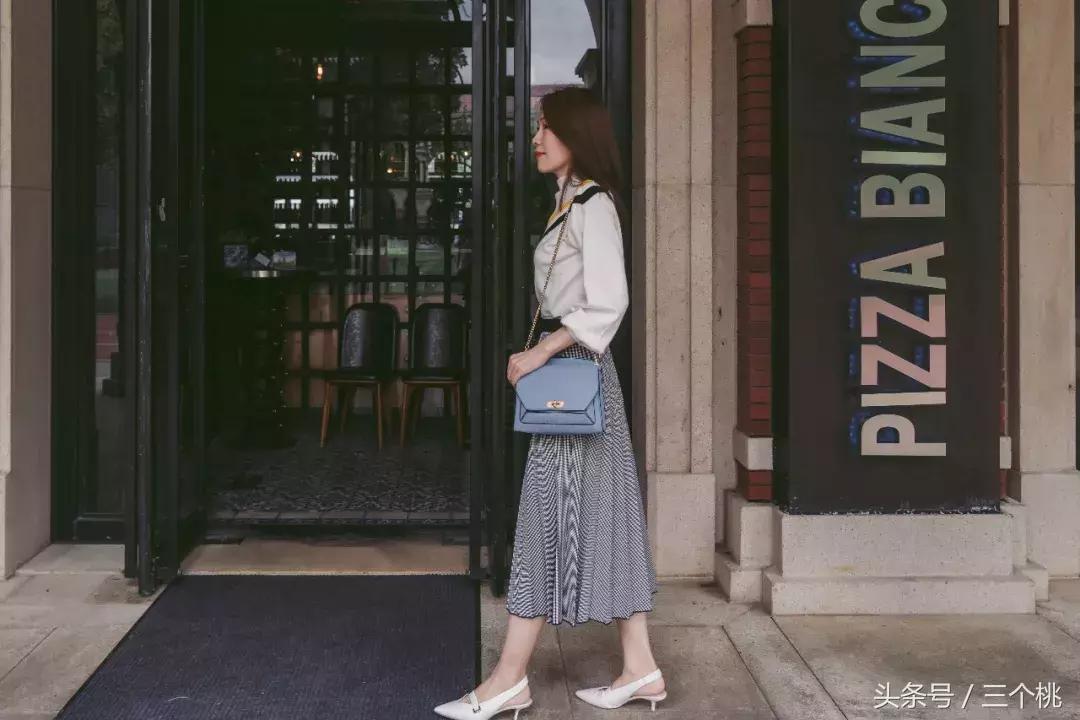 复古单品搭配推荐,最值得购买的复古风单品