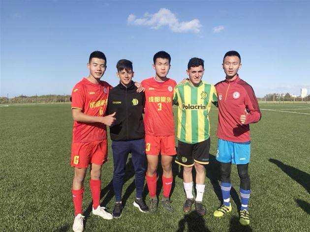 这个国庆，棠外足球小将代表成都市赴阿根廷布省“踢出个未来”！