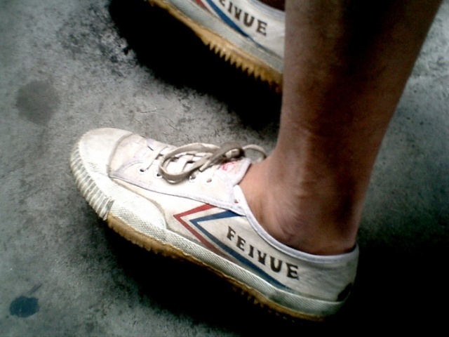 这双鞋子真的又小众又好穿,法国最受国民喜欢的休闲鞋