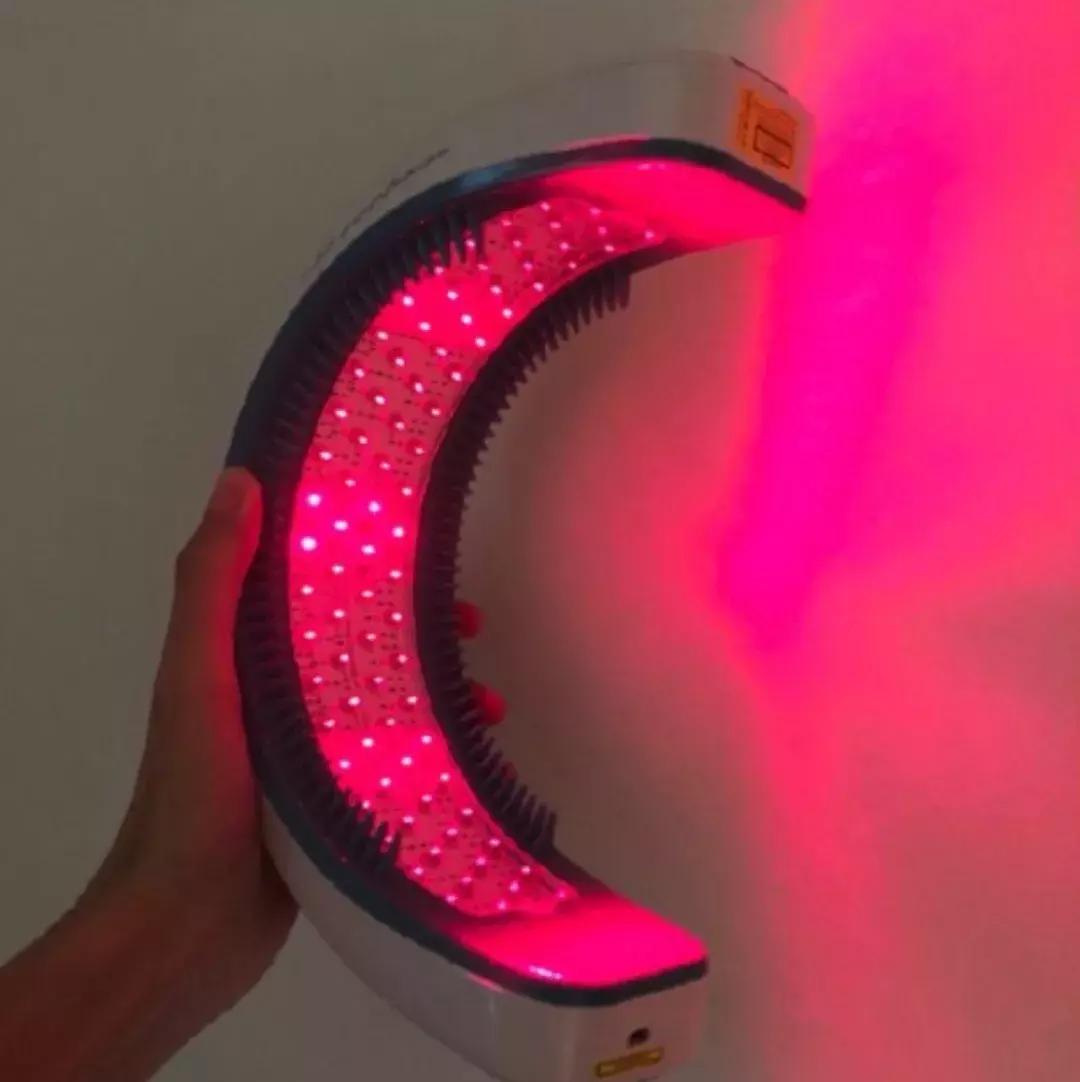 这届90后女孩,不配拥有戴森卷发棒