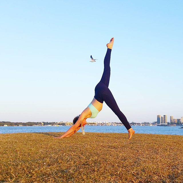 小腿肚外翻瑜伽怎么矫正,瑜伽矫正小腿肚外翻