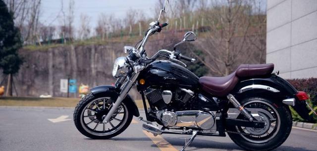 力帆集团最新款太子摩托车上市，性能可靠，并且还是250排量的！