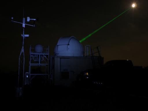 孙悟空的筋斗云和光速哪个比较快,孙大圣筋斗云在宇宙有多快