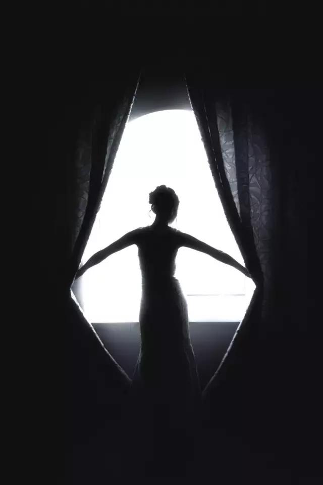 窗帘90度遮光什么效果,窗帘选择遮光度为多少的最舒服