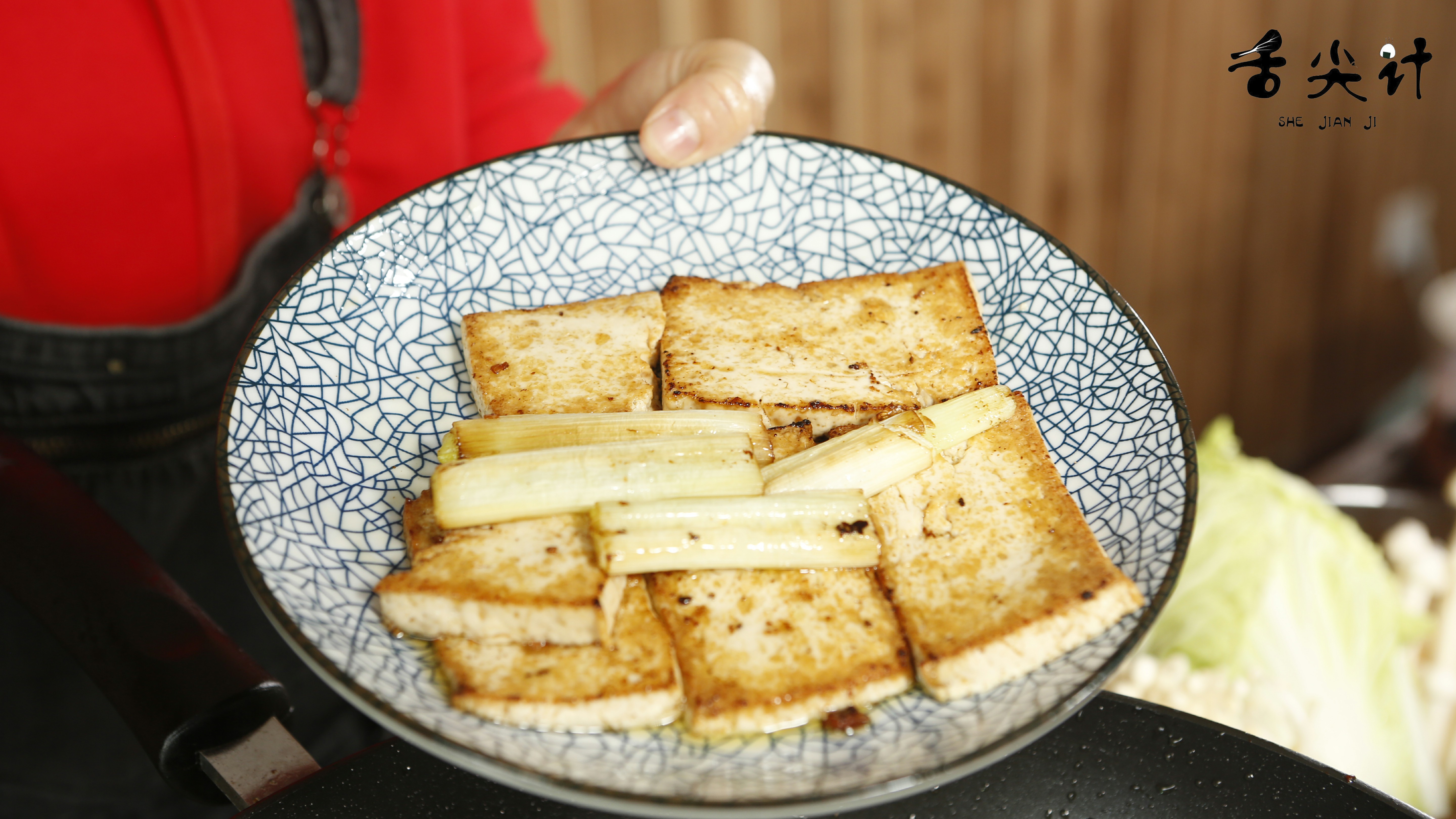 冬天吃火锅可以暖胃吗,冬至吃火锅暖心又暖胃