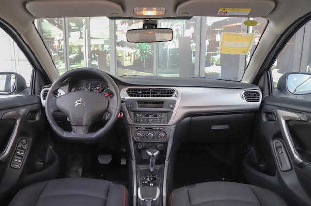 这几款合资车型值得考虑,这几款合资两厢车又降价