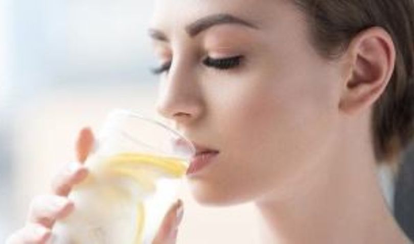 怀孕后总感觉口渴怎么回事,怀孕三个月老是感觉口渴怎么回事