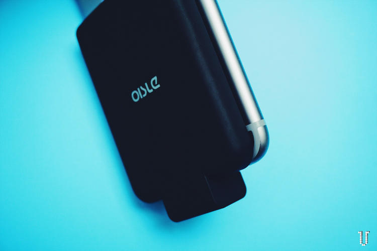 你好像缺一个比苏菲还薄的充电宝？