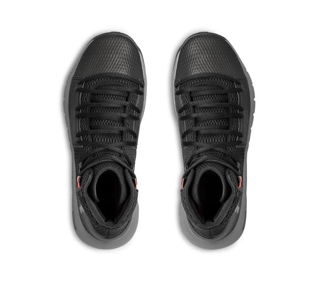 “大帝”恩比德签约UnderArmour，他的新战靴你触手可及