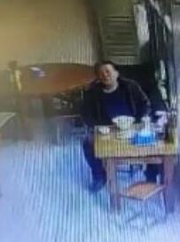 粉色花海被踩踏,花海遭践踏