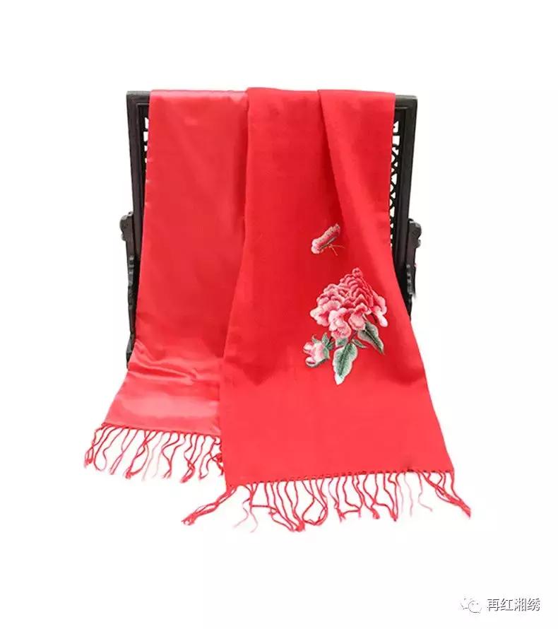 送礼送围巾代表什么意思,送人礼物送围巾意义