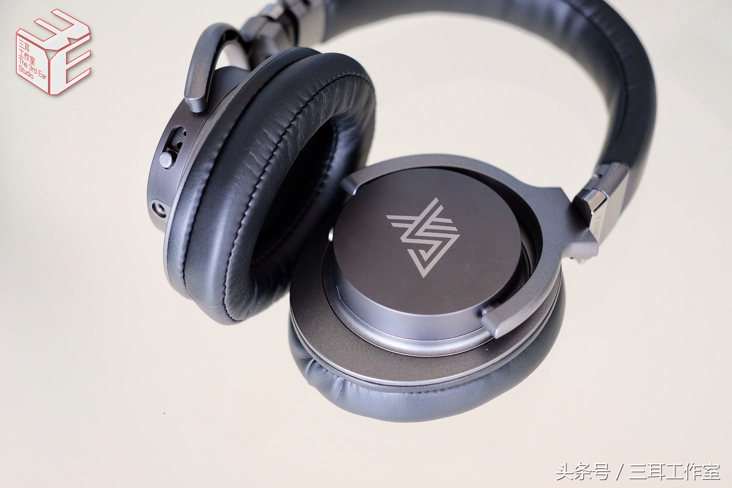 顶级专业游戏电竞耳机,中国品牌显卡