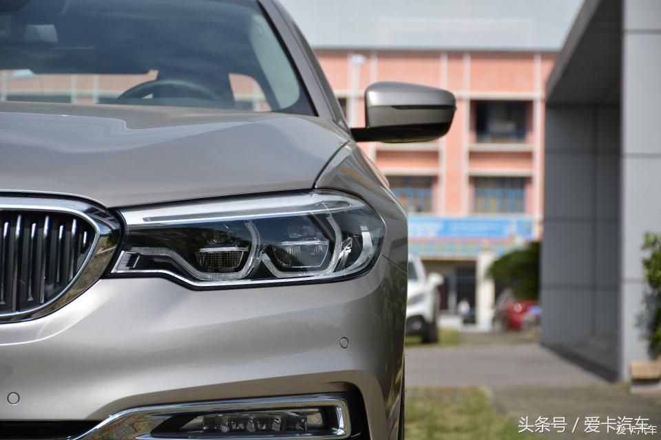 宝马豪华轿车5座,宝马2024高级豪华轿车