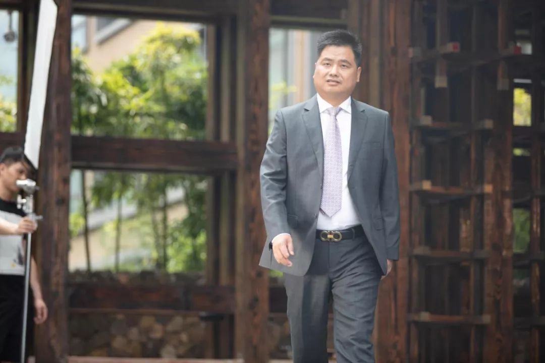 中信红木的品牌故事,中信红木前程辉煌