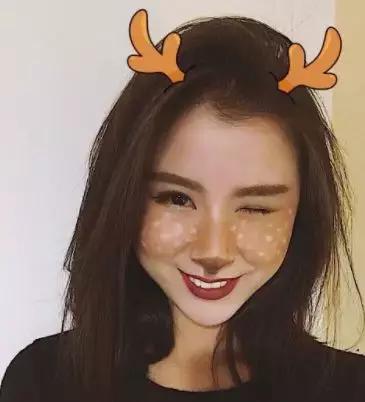 涓囧湥鑺傜害浼氬,涓囧湥鑺傚瀹硅鑴哥珛璧锋潵