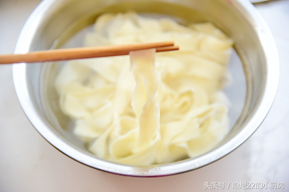 土鸡炖用不用去除浮沫,土鸡炖前要不要焯水