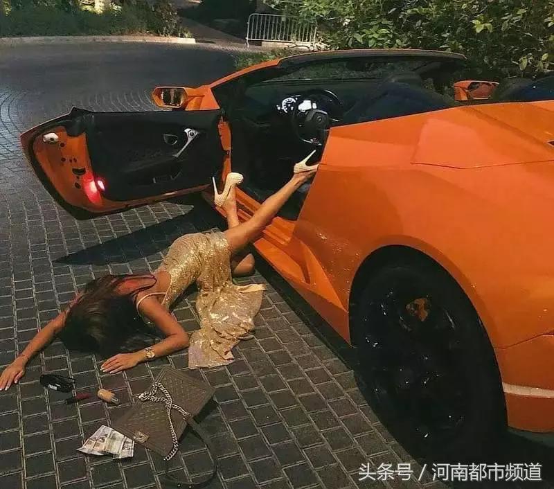 抖音炫富被打脸的视频,抖音炫富的网红被封号