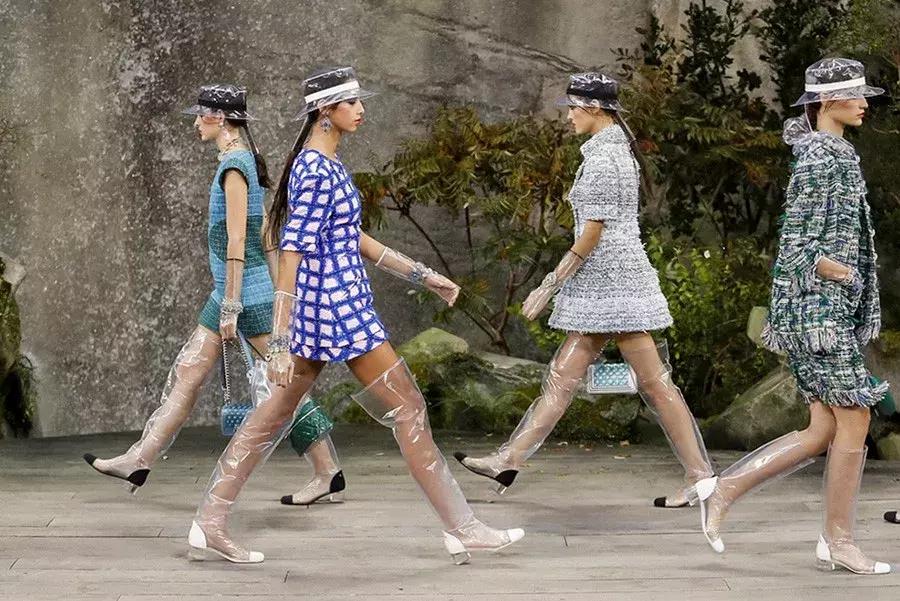 巴黎世家出了款1万2的老北京布鞋？就算是真的，我也不觉意外