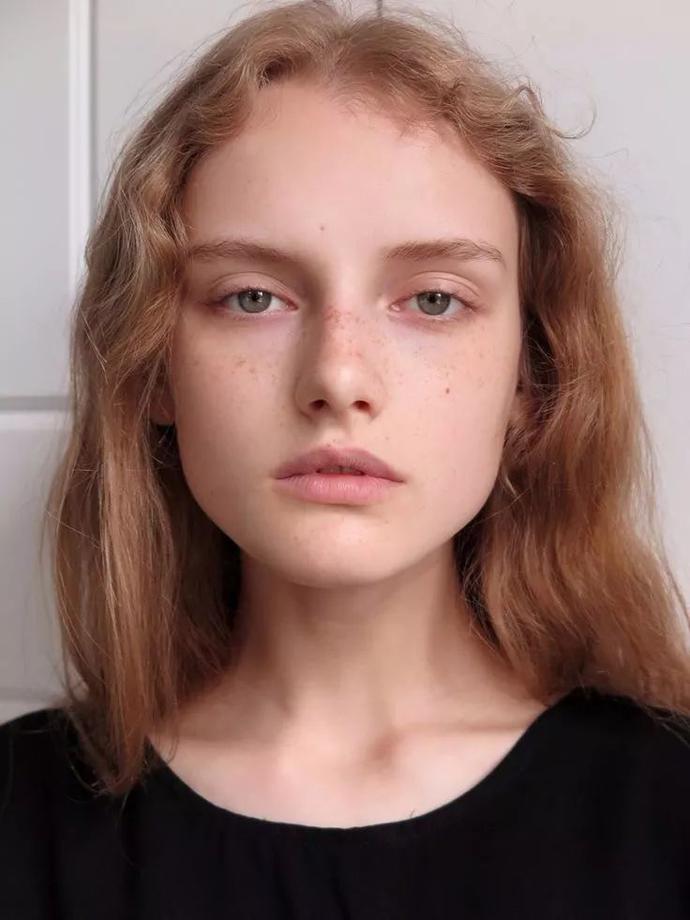 天气转凉肌肤变差？来瓶面霜为你“续命”8款网红面霜测评