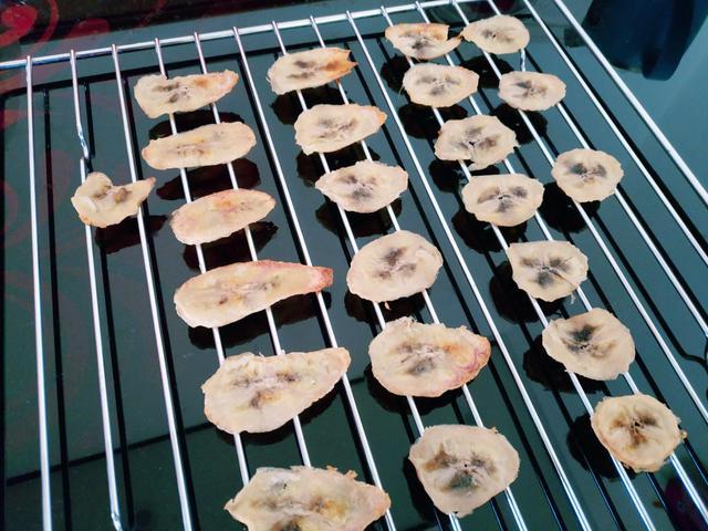 香蕉吃不完怎么做成香蕉片,香蕉吃不完的最佳处理办法