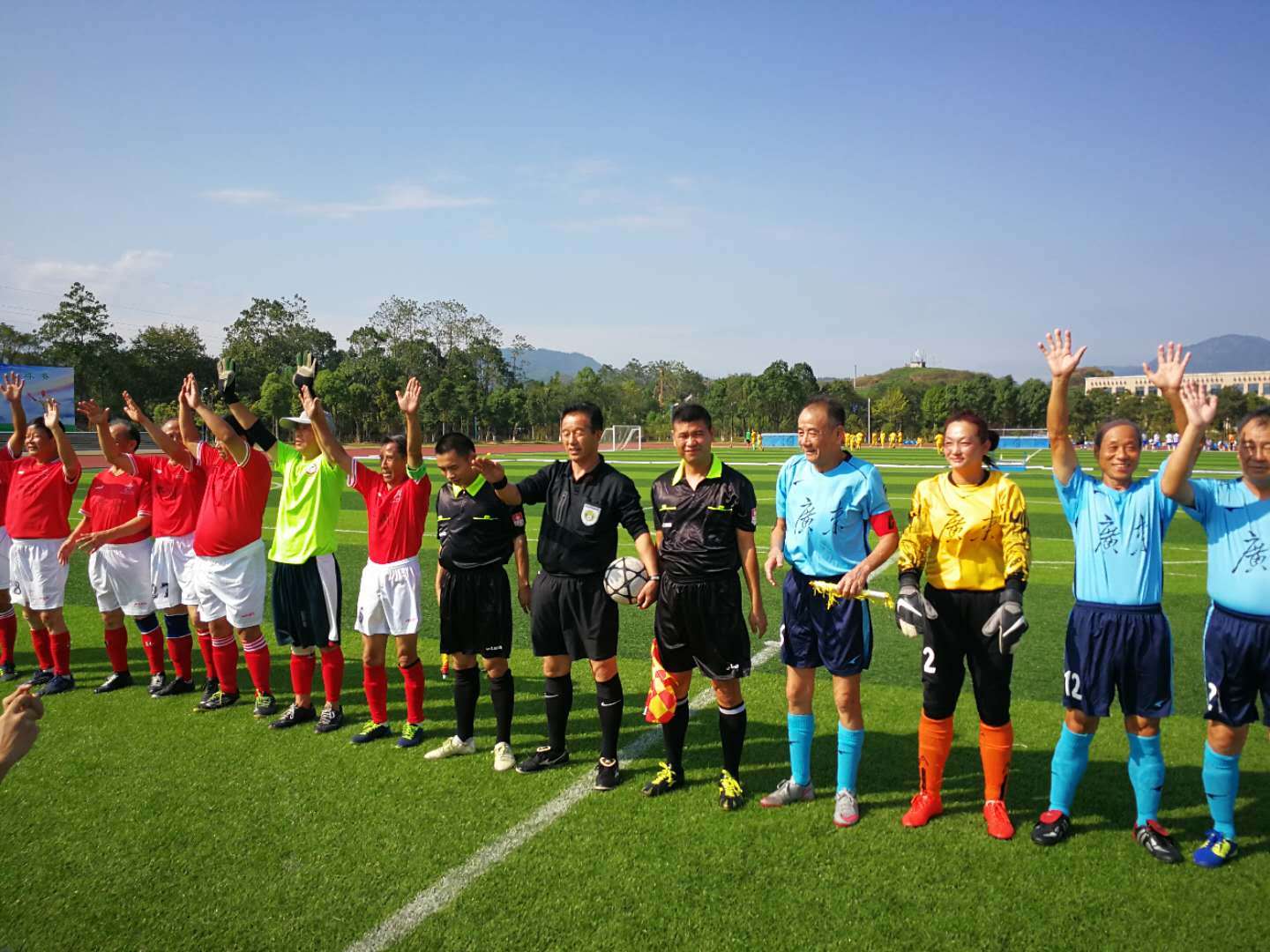 中华杯中老年足球赛直播,中华杯60岁老年足球赛