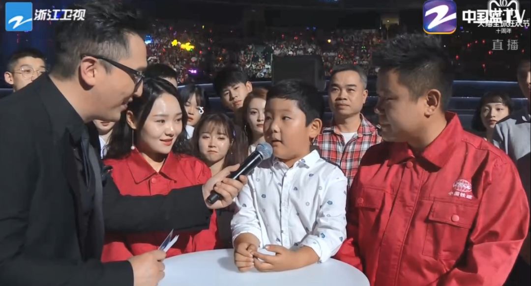 罗志祥唱跳现场,罗志祥林俊杰热舞一分钟